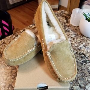 UGG Ansley Slipper - Chestnut - Size 7